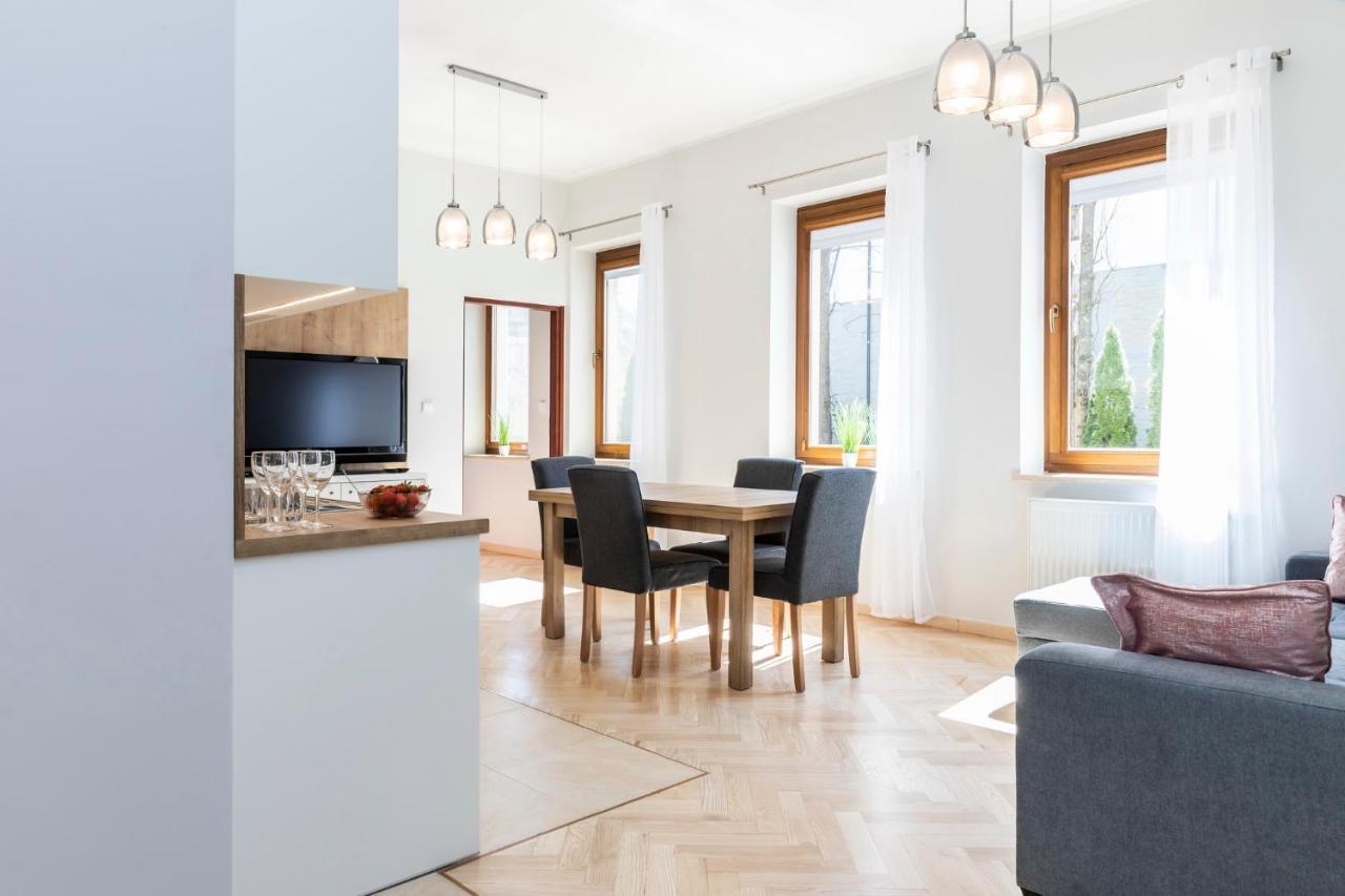 One-Bedroom Standard Apartment